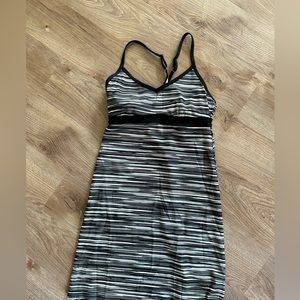 Athleta Shorebreak Swim Dress sz Small